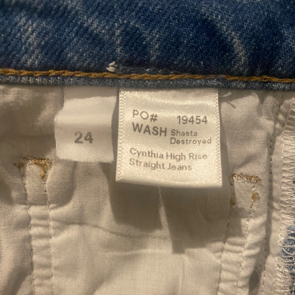 Reformation Cynthia Jeans - Picture 2 of 3